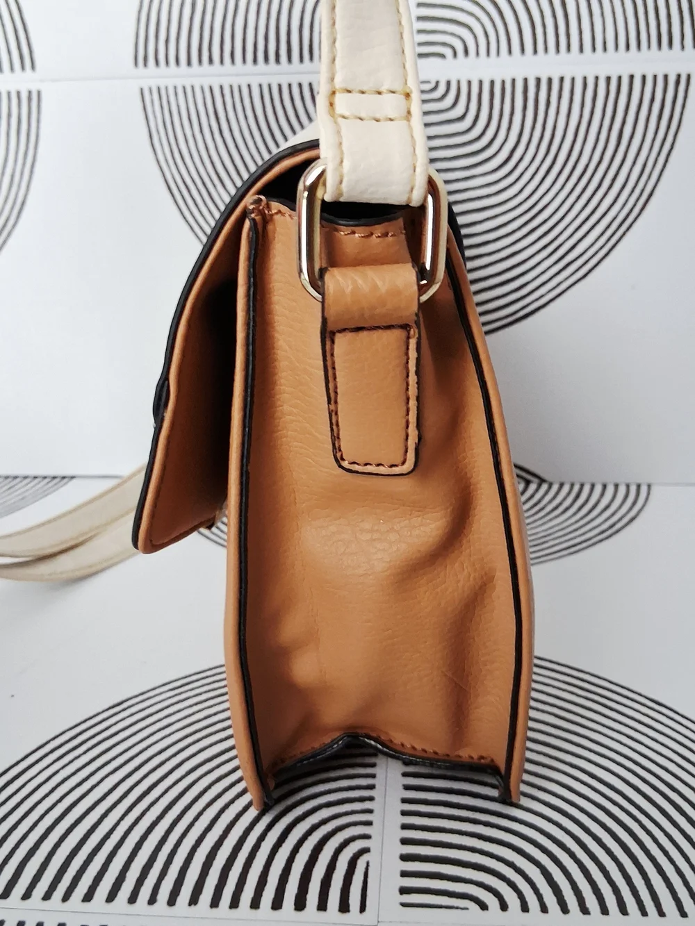 NWT Apt 9 Colorblock Crossbody Bag Cream Black Tan Shoulder Purse Gold Hardware